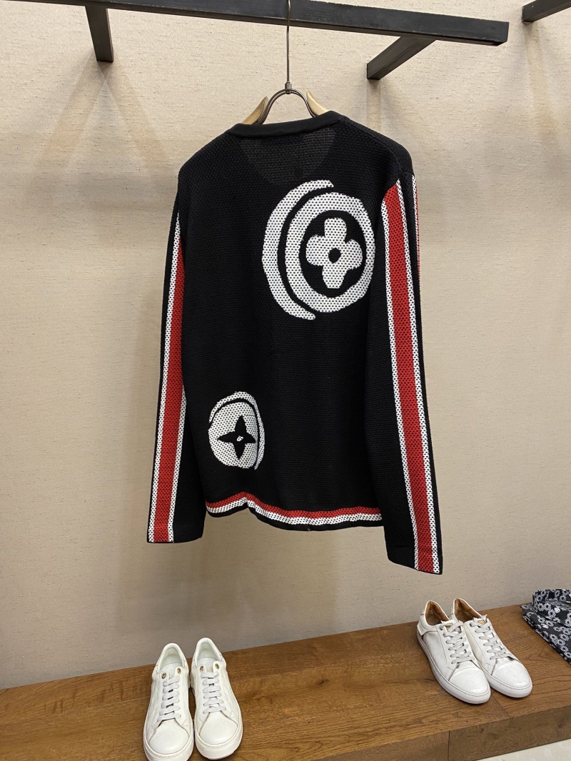 l0vis Vvtt0n sweater